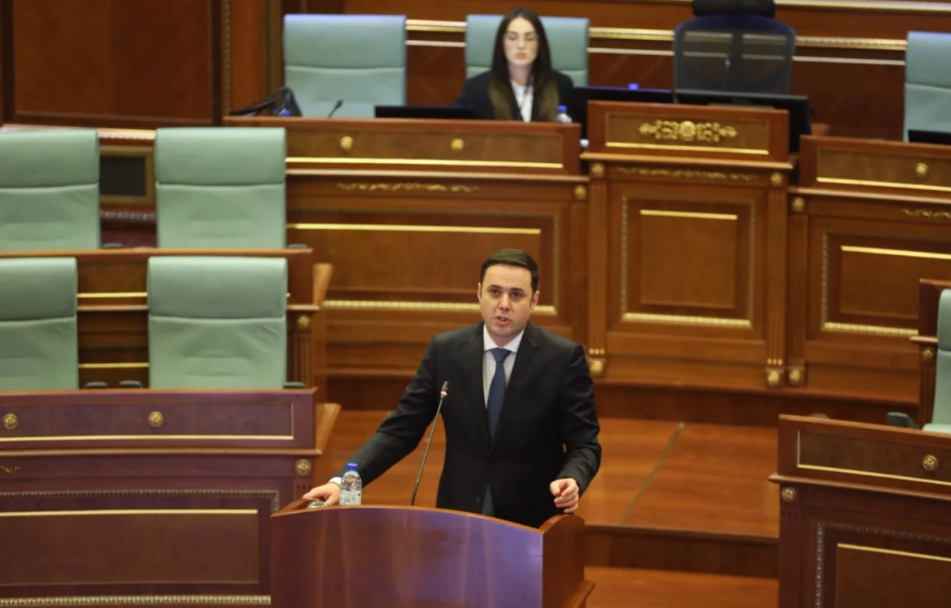 Abdixhiku  Fitore e injorancës